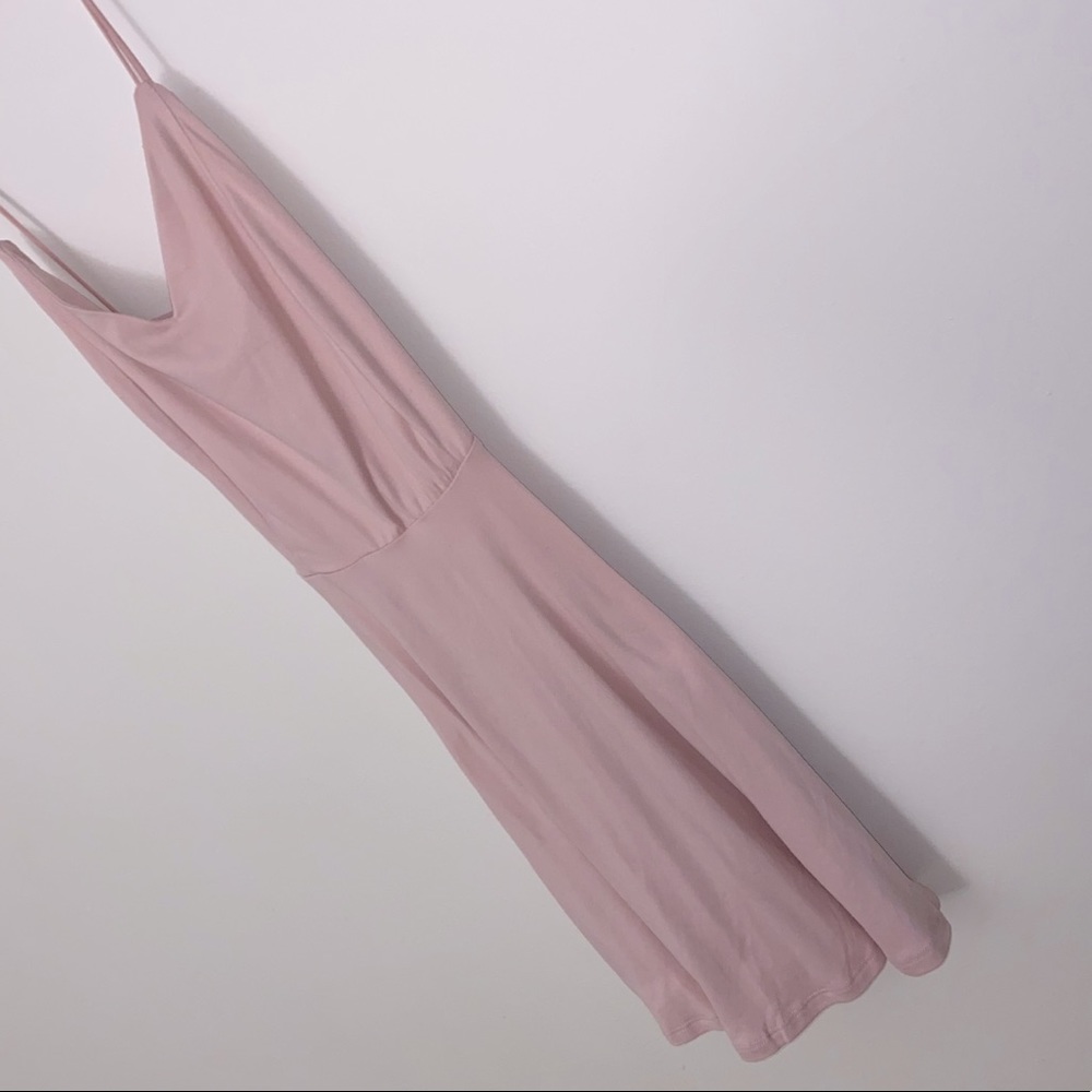 Pink flowy mini dress - Picture 2 of 8